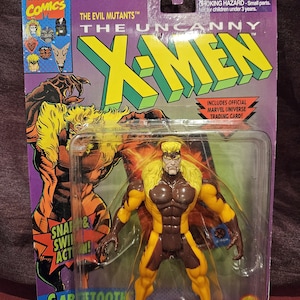 X-Men Sabretooth &quot;Snarl and Swipe&quot; Action Figure (1996)
