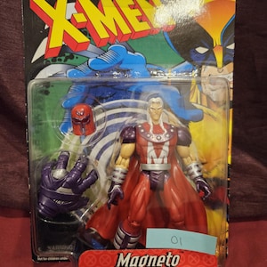 X-Men, Magneto, Removable Helmet and Shrapnel Hand, 1998 ToyBiz Inc, Action Figure.
