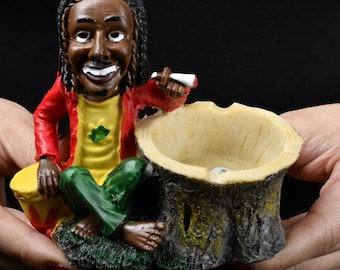 Rasta Resin Ashtray – Handmade Decorative Cigar Holder