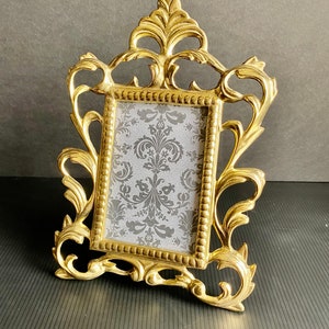 VTG Brass Fancy Picture Frame w/Glass 4&quot;x6 &quot; photo