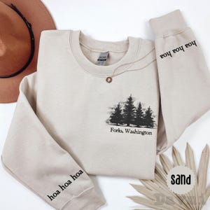 hoa hoa hoa sweatshirt, twilight inspired sweatshirt, forks sweatshirt, sweater weather, cozy season crewneck, sleeve print