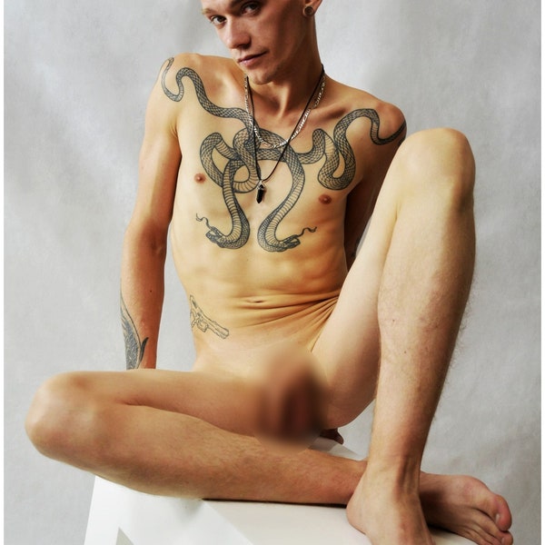 Stunning nude naked man male erotic photo print 6x8"