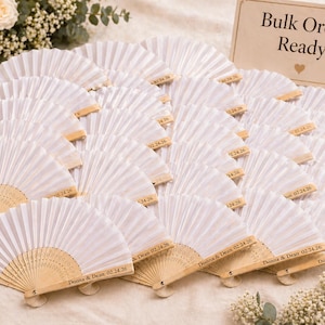 Ventagli personalizzati per matrimoni all'ingrosso, ventagli di carta pieghevoli personalizzati per gli ospiti, bomboniere bianche per matrimoni, regalo per addio al nubilato, festa estiva all'aperto