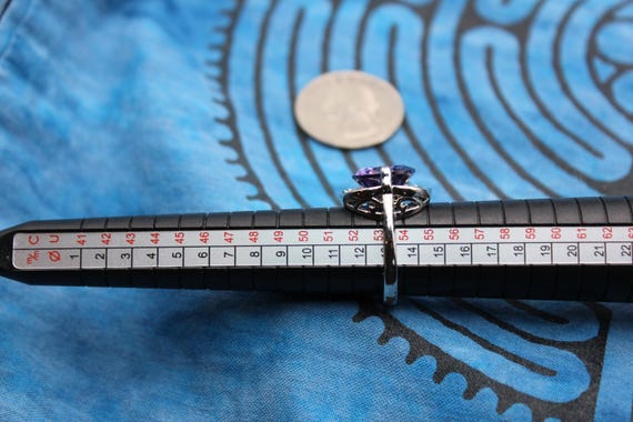 Faceted sterling silver amethyst dinner ring - image 7