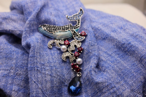 Jeweled Whale Brooch - image 2