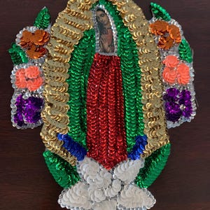 Virgin Mary 6 Rose Sequin Patch, Religious Sequins Patch,, Virgen de Guadalupe, Guadalupana, Applique, Sew On, Catholic, Glue On, Lentejuela