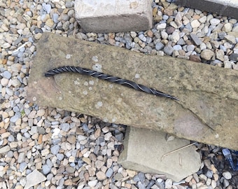 Thaumaturge Wand, Hand Forged Iron, Wave Twist, ergonomic pistol grip