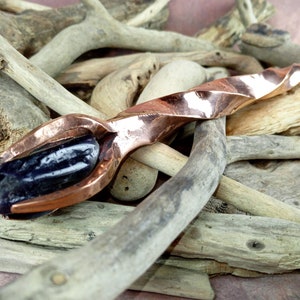 Baguette de sorciers en cuivre et améthyste, forgée à la main par le forgeron image 8