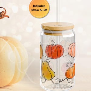 Kürbisse Sipper Glas, 16 Unzen, mit Bambusdeckel und Stroh, festliche Herbst Saison Eiskaffeetasse Kürbis Liebhaber Glas Herbst Becher Geschenke