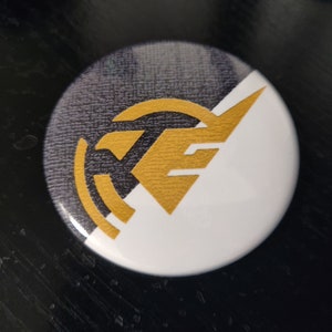 Suletta Holder Uniform Button Gundam The Witch from Mercury | Metal Pinback | 2.25 in diameter | Anime/Manga