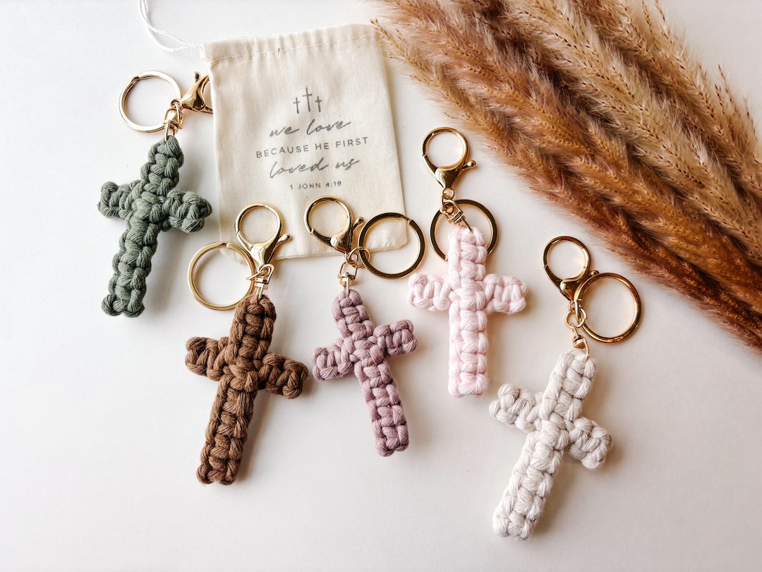 DECi Carabiner Macrame Keychain OVY - メルカリ