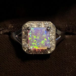925 Sterling Silber Simulierte Opal Größe 8 Ring