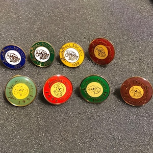 Vintage Set of 8 Annalee Doll Society 1985-1995 Pins Brooches