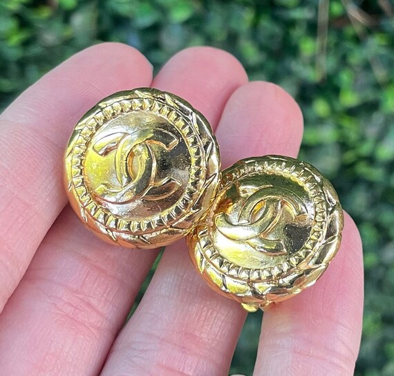 Chanel Studs Gold 