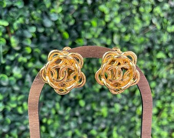Rare 1970s Chanel Chainlink CC Logo Gold Plated Clip-on