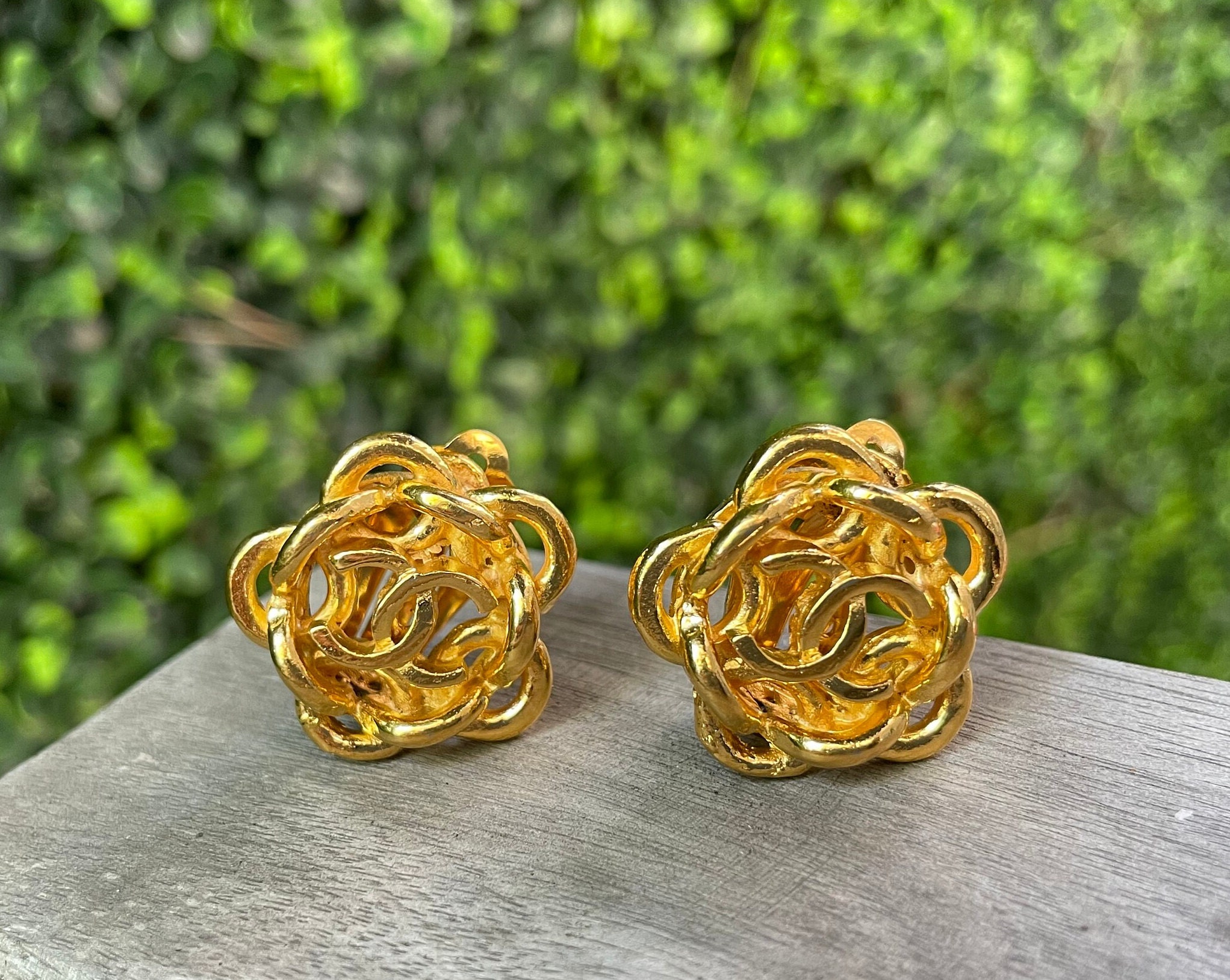 Rare 1970s Chanel Chainlink CC Logo Gold Plated Clip-on
