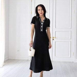 Fitted Knit Maxi Polo Dress: Elegant Everyday Outfit