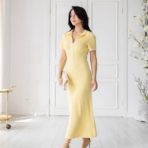 Fitted Knit Maxi Polo Dress: Elegant Everyday Outfit
