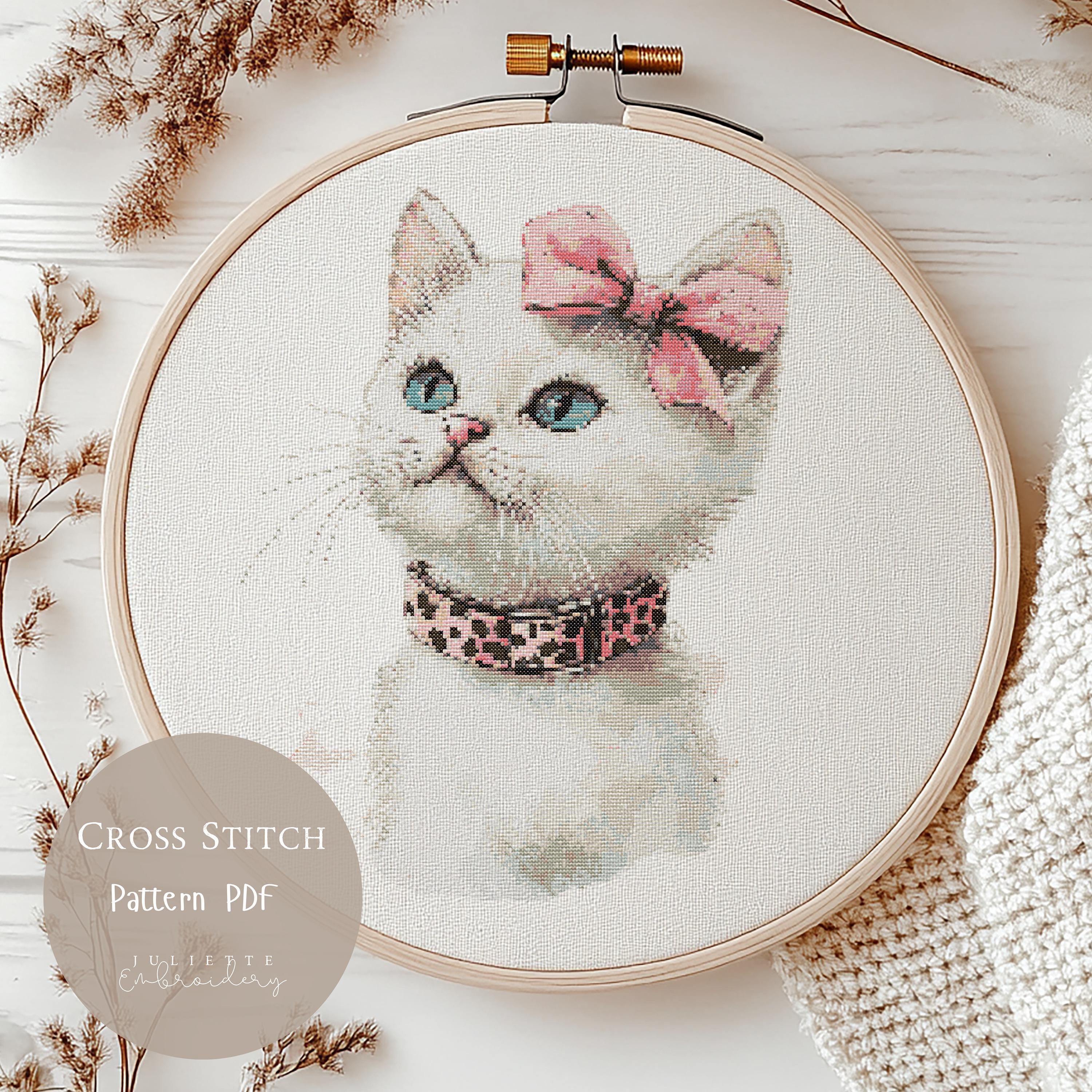 かわいい猫のクロスステッチパターン | 刺繍デザイン PDF | モダンな
