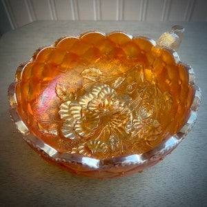 Imperial glass co. vintage marigold carnival glass bowl
