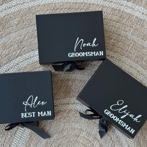 Magnetic Groomsmen Gift Box: Empty Wedding Proposal Box, best men proposal