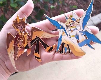 ¡Pines de esmalte duro de Ángel Alastor y Ángel Lucifer en tus manos! (9,5 cm y 8,9 cm)