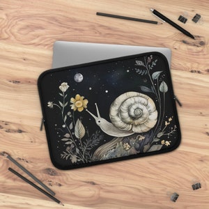 Mushroom Snail Laptop sleeve, Colorful Mushroom Laptop sleeve, laptop sleeve, Fairycore, Moon, 13 inch case, Laptop case, Mothers day gift