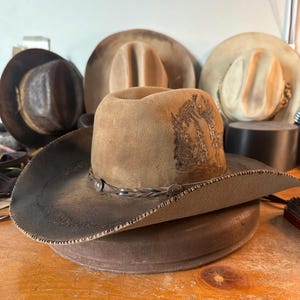 Any info in this old stetson? Got in a miscellaneous lot at