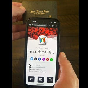 Aanpasbaar digitaal visitekaartje met NFC en QR-code: elegant en uniek ontwerp