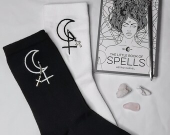 LILITH MOON Socks Embellished With Beads and Cross Charms 2PK