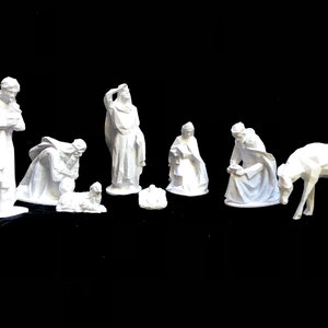 Modern Geometric Low Poly Christmas Nativity Set