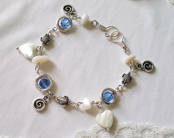 Pulsera con dije de tortuga marina