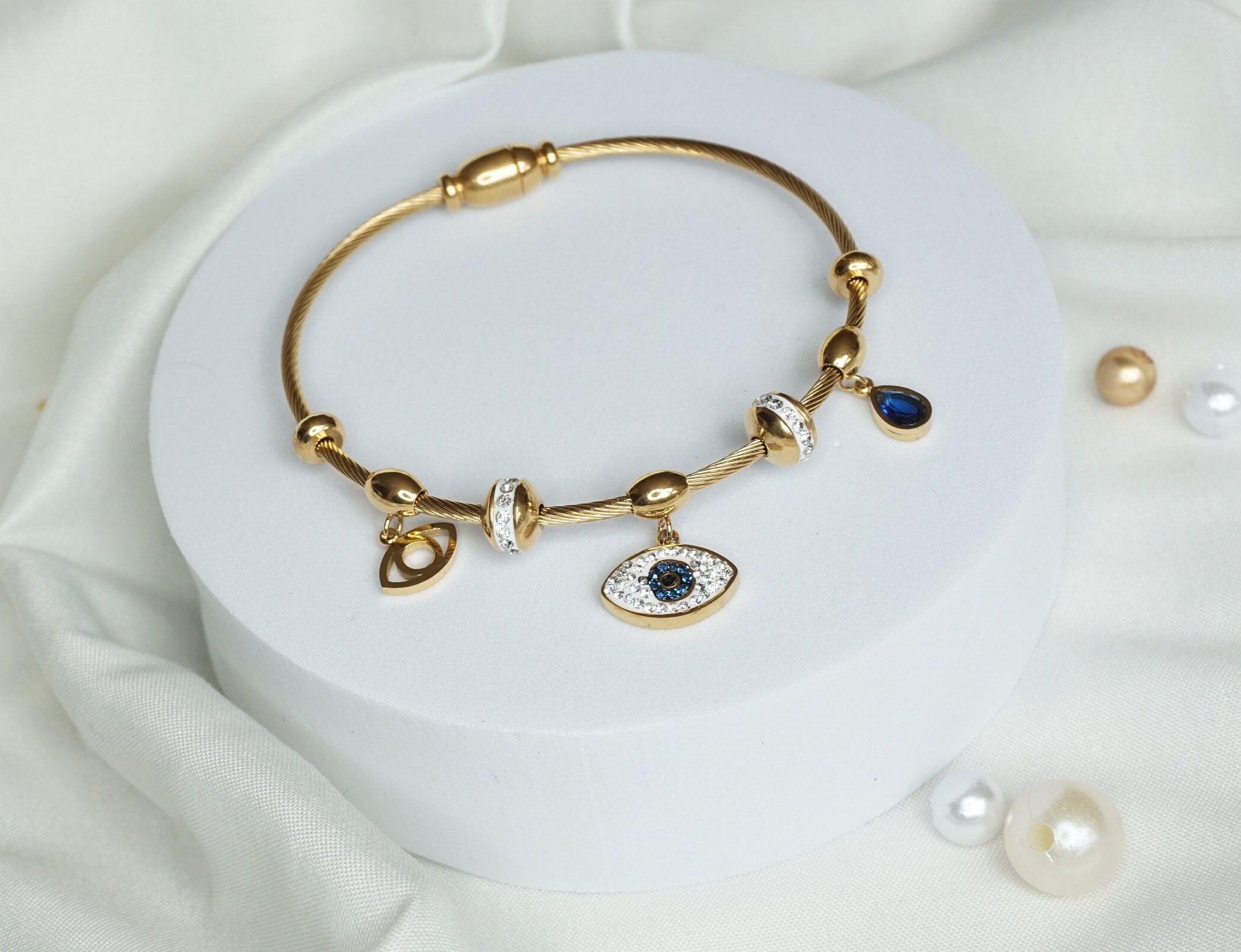 Louis Vuitton Empreinte Bangle Bracelet 18K White Gold and Pave