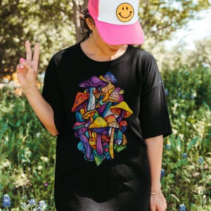 Psychedelic Mushroom Shirt | Trippy Fungi Tee, Colorful Mushroom Art, Vibrant Mycology Aesthetic T-Shirt, Festival Psy Art Tee Fprint 219