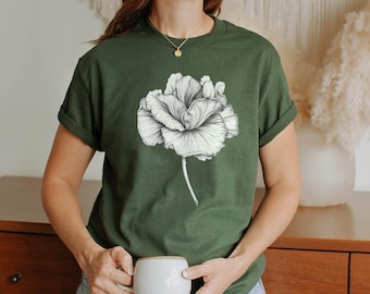 Mushroom Art Shirt, Elegant Fungi Tee, Botanical Inspired Mushroom T-Shirt, Mycology-Inspired Apparel, Nature Lover Gift, Vintage Forest Art