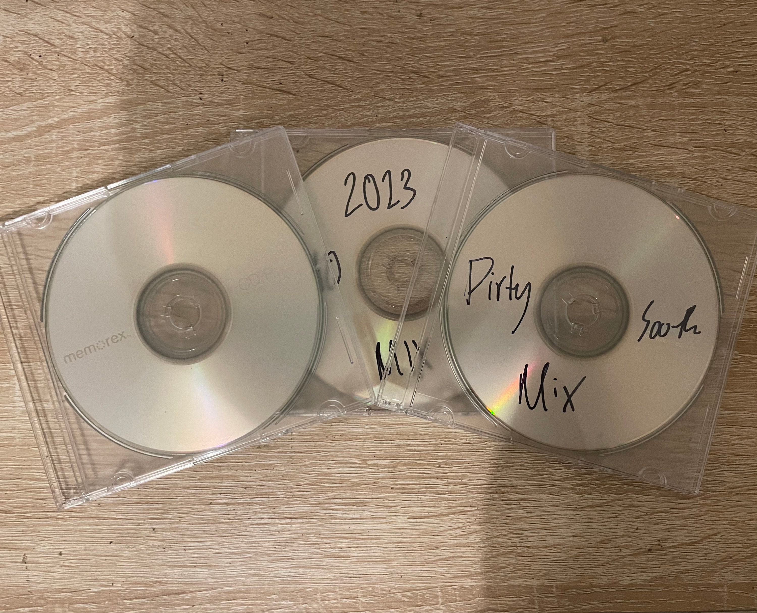 Custom Printed Blank Discs