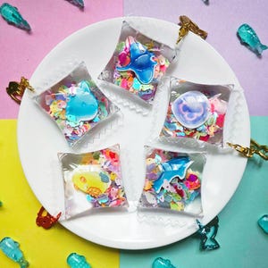 Gummy sealife candy bag charms | Liquid shaker keychains