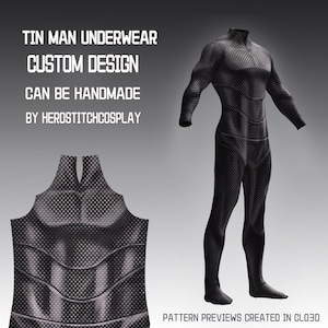 Puede incluir: Un traje de cuerpo completo negro con un patrón de puntos texturizado y paneles contorneados. El texto dice: TIN MAN UNDERWEAR CUSTOM DESIGN CAN BE HANDMADE BY HEROSTITCHCOSPLAY. Se muestra una pieza de patrón plana junto al modelo 3D.