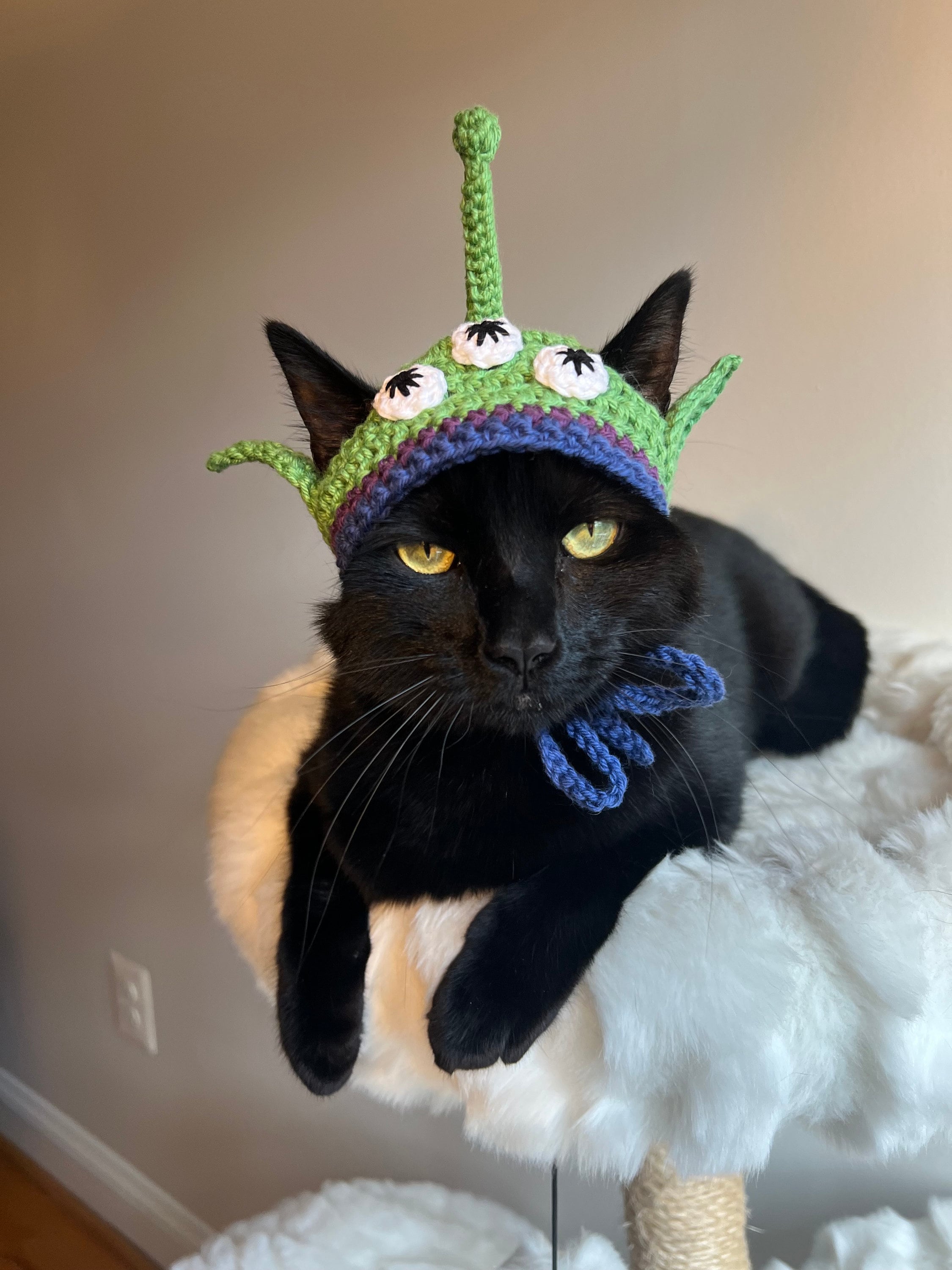 かぎ針編みのエイリアン猫コスチューム帽子：トイストーリー風 - Etsy 日本