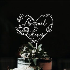 Topper per torta d'oro con cuore e due nomi, topper per torta cuore, topper per torta nuziale rustica, topper per torta con nomi personalizzati, topper per torta anniversario
