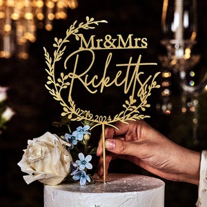 Custom Mr Mrs cake topper, Gold Cake topper for Wedding, Personalized cake topper, Rustic wedding cake topper, Anniversary Cake toppers. Gold