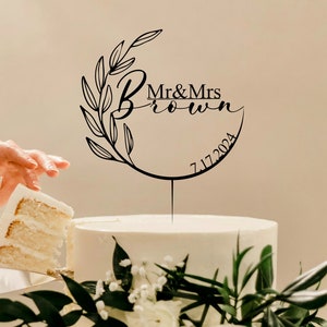 Black wedding cake topper, Personalized Wreath Wedding cake topper, Custom name cake topper, Mr Mrs Cake Toppers for Wedding,Anniversary Black
