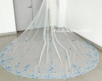 Verträumter blauer blumiger Hochzeitsschleier, hellblaue Blumen mit Perlen Hochzeitsschleier, kathedralenlanger Feen-Brautschleier, individueller Tüll-Farbschleier
