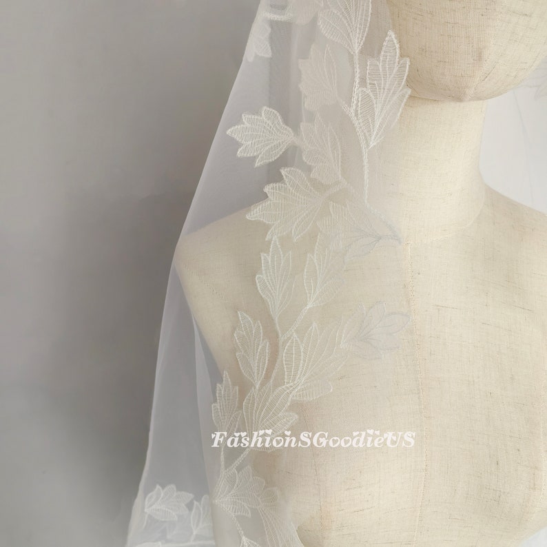 Mantilla Boho Leaf Wedding Veil, Simple Mantilla Leaf Lace Wedding Veil, Bohemia Bridal Veil, Elegant Veil, Custom Length Wedding Veil zdjęcie 2