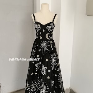 Black prom dress with stars 2025