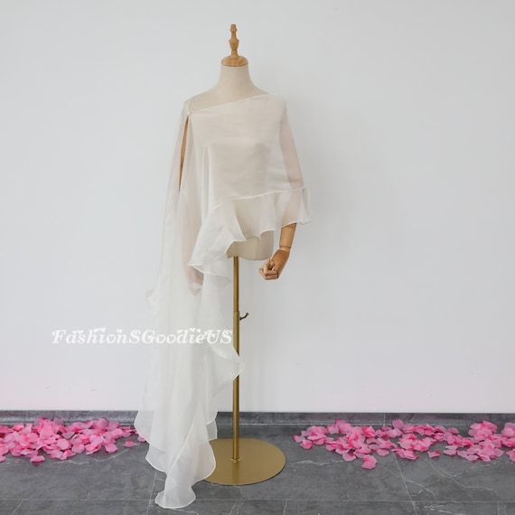 New Design Ruffled Bridal Cape, Fairy Soft Organza Wedding Scarf, Custom Wedding Scarf, Wedding Cover Up, Bridal Wedding Shrug, Bridal Shawl