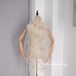 Champagne Tulle Embroidered Flower Veil for Bride, Colorful Flowers Wedding Veil, Secret Garden Wedding Veil, Floral Bridal Veil,Unique Veil