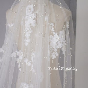 Floral Wedding Veil, Sparkling Rhinestones and Pearls Wedding Veil, 137&#39;&#39; Royal Length Veil for Bride, Bridal Long Veil, Ivory Flower Veil