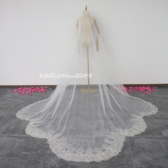 Medium length scallop edge veil with sequins Golden Lace Bridal Veil With Sequins & Scalloped Edge, Boho  main image 4
