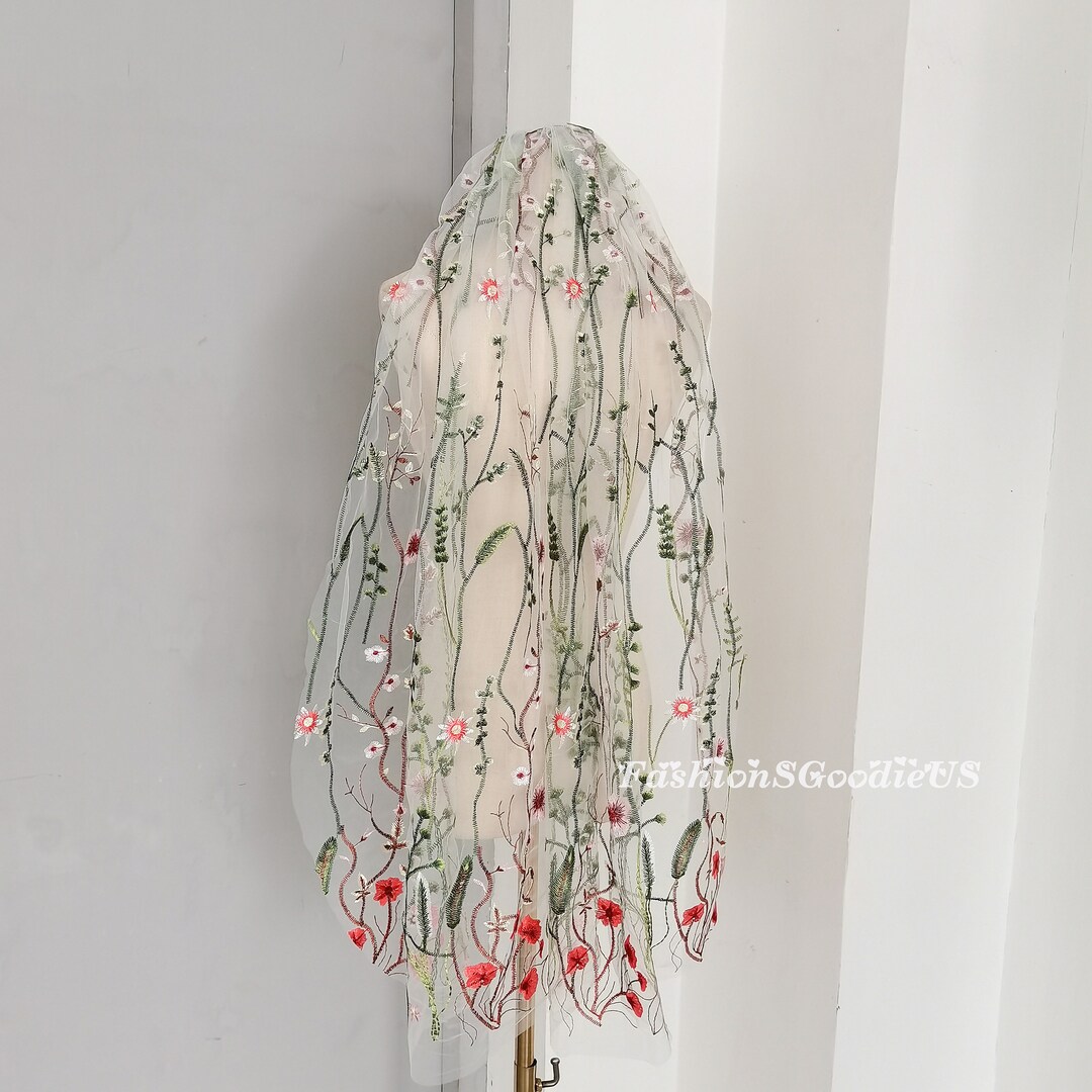 Wildflower Veil for Bride, Gothic Black Bridal Veil, Colorful Floral